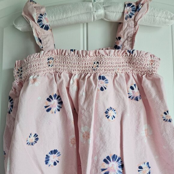 Sale 🎉🥳 4/$25 or $10 Gap Girl Top Size 5 - Picture 3 of 6